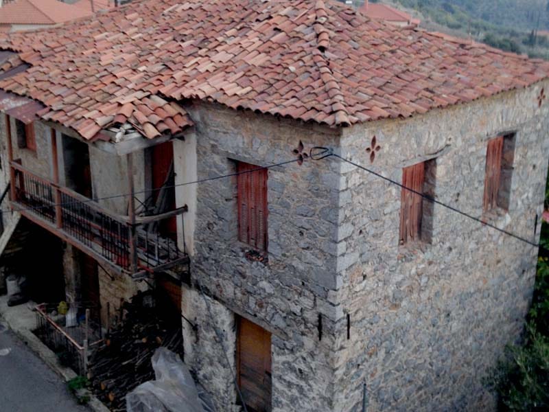 To απλό λαϊκό σπίτι (λαγκαδινό μακρυνάρι) — φωτογραφία 1